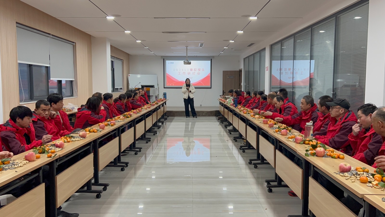 橡膠車間開啟智慧交流之門，工作研討會(huì)成果豐碩